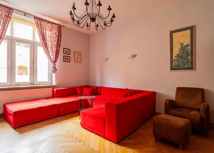 Red Czyzewskiego By Grand Apartment *